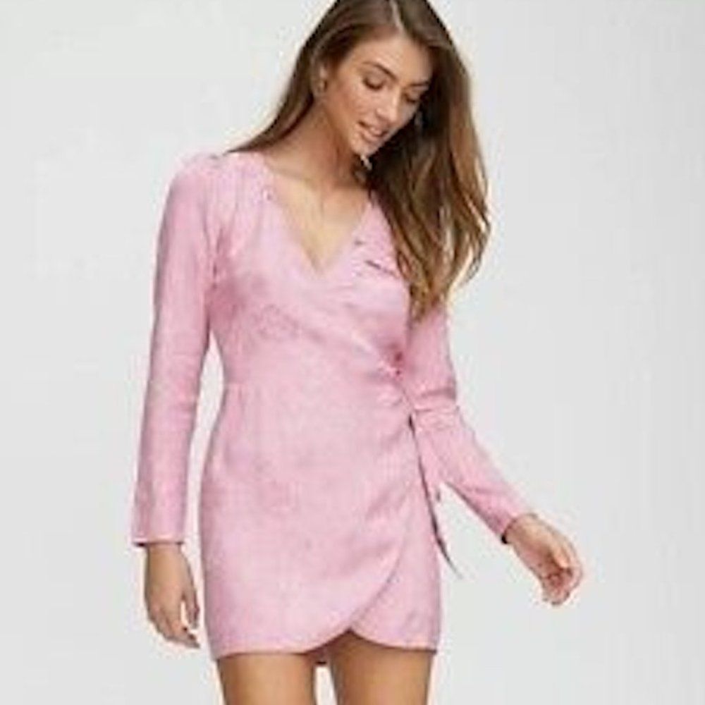 NWT Wilfred Aritzia Callie Pink Wild Rose Sauvage Wrap Dress NEW Women's Size XS